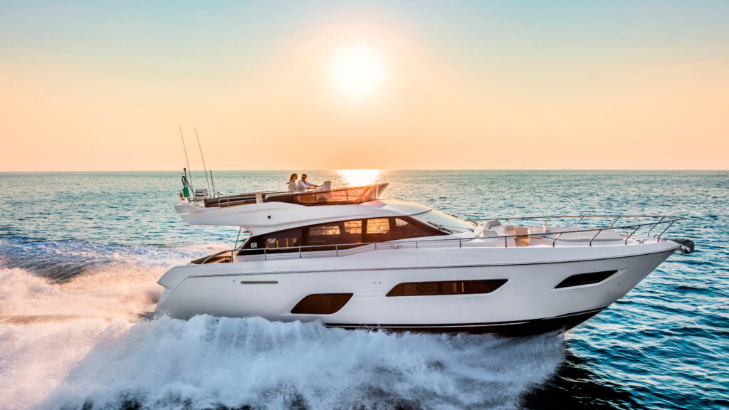 Ferretti-Yachts-550-exteriores-1